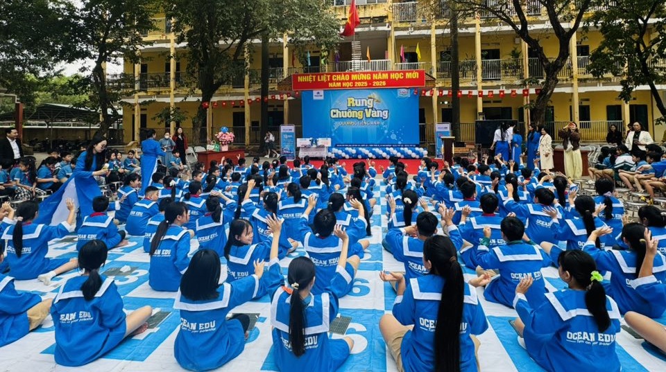 <a href='https://tieuhoclacdao.hungyen.edu.vn/tin-tuc/rung-chuong-vang-tieng-anh-khoi-5.html'>RUNG CHUÔNG VÀNG TIẾNG ANH - KHỐI 5</a>